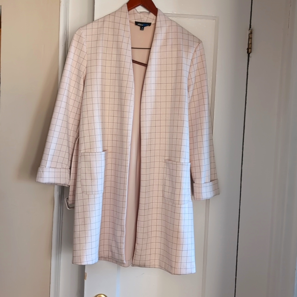 Beige plaid style trench coat with light grey stitching
